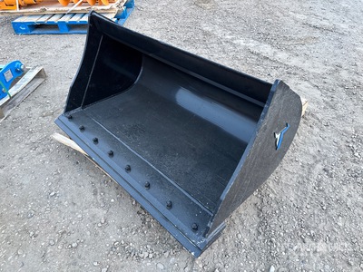 Taurox 48 in Cleanup Excavator Bucket - Fits 5-6 ton Mini Excavator (Unused)