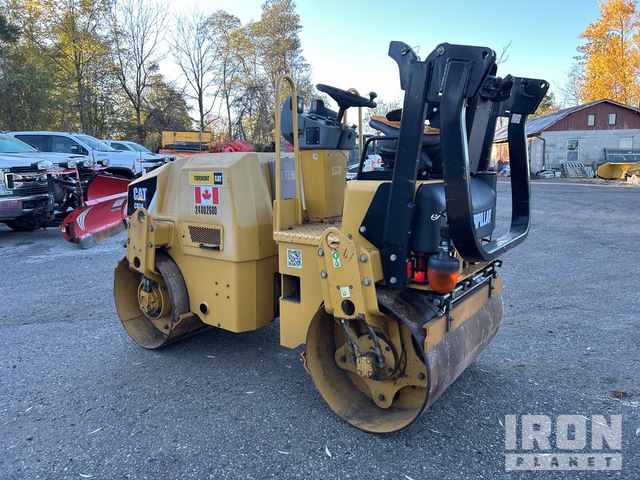 COMPACTADOR 2013 CATERPILLAR CB24