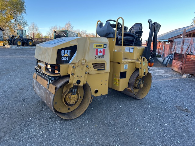 2013 Cat CB24XT Double Drum Roller