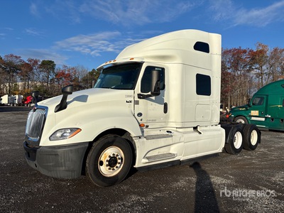 2020 International LT625 6x4 T/A Sleeper Truck Tractor