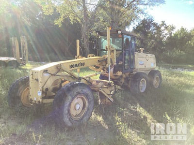 1998 Komatsu GD530A-2CY Motor Grader