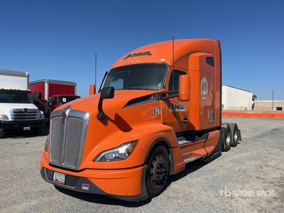 Kenworth T680 6x4 Cabeza Tractora Cabina Dormitorio