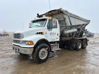 Dahms Stone Slinger on 2007 Sterling Acterra 6x4 Camion épandeur de pierres