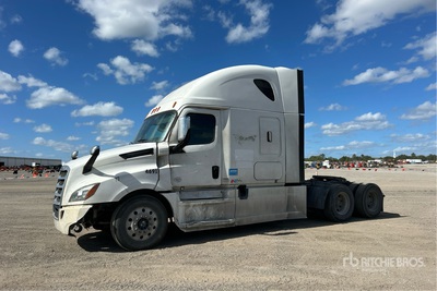 2018 Freightliner Cascadia 126 6x4 3- Achs Sattelzugmaschine mit Schlafkabine