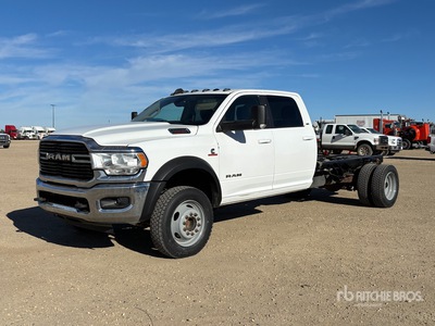 2020 Ram 5500 SLT 4x4 Crew Cab Cab & Chassis