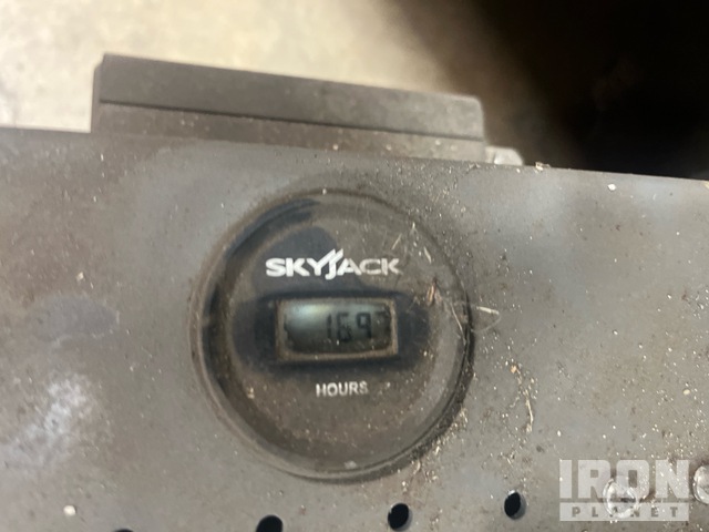 ELEVADOR TIJERA 2018 SKYJACK SJIII4740