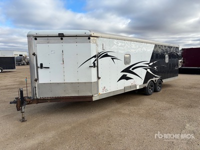 2013 Mirage 28 ft T/A Enclosed Trailer