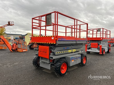 2000 Skyjack SJ-7027 4x4 Dual Fuel シザーリフト