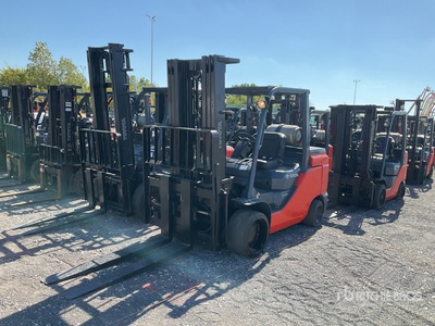 2015 Toyota 8FGC55U Cushion Tire Forklift