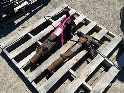 Quantity of (2) Pneumatic ハンドツール