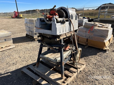 Rigid 535 Manual chuck machine