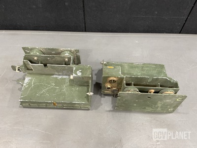 (5) MT-6353/VRC Electrical Equipment Mounting Bases