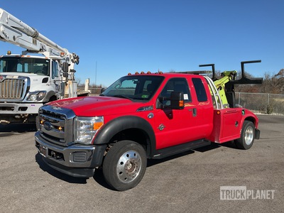 2014 Ford F-550 XLT 4x4 Extended Cab Tow Truck