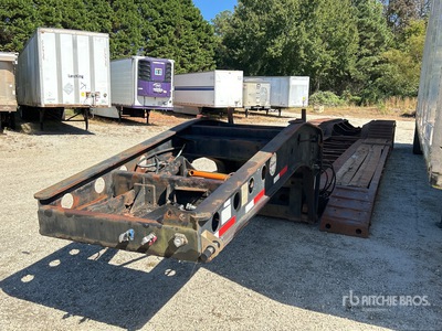 1998 Fontaine RAM2-50 NGB Tri/A Removable Gooseneck Lowboy Trailer