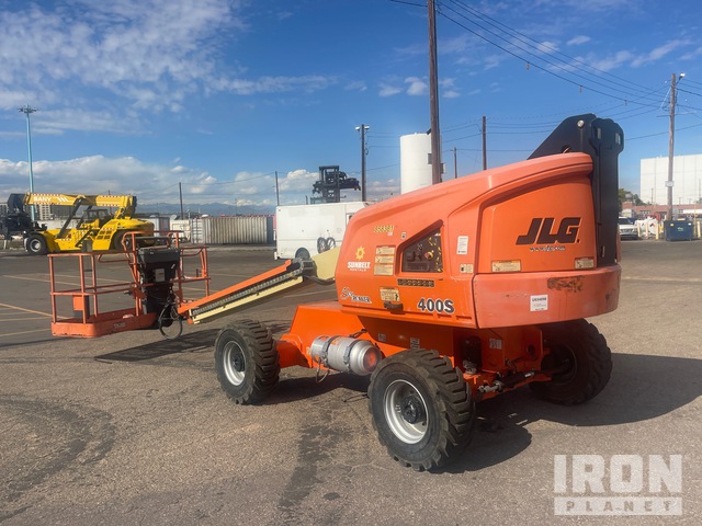 ELEVADOR TELESCóPICO 2016 JLG 4WD 400S