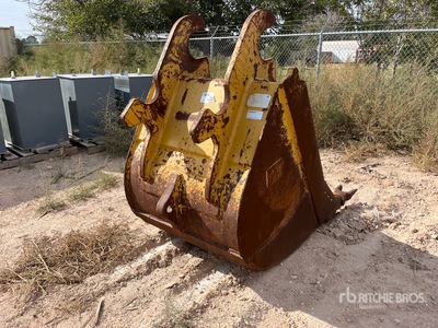 48 in Q/C Digging Excavator Bucket - Fits Cat 300 Series