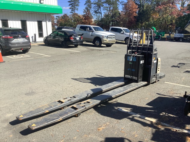 2024 Crown PE4500-80 8000 lb Pallet Jack