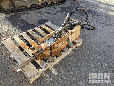 Ford FX55A Skid Steer Breaker