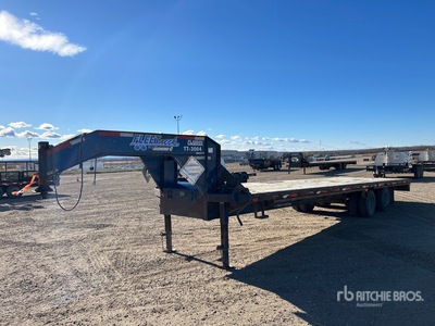 2018 Diamond 30 ft T/A Gooseneck Remolque Portamaquinaria