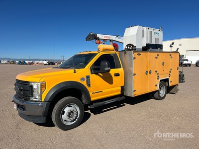 2017 Ford F550 4x4 XL 4x4 Servicewagen (Inoperable)