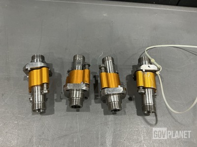 (4) Eaton AE82289M Quick Disconnect Coupling Assemblies
