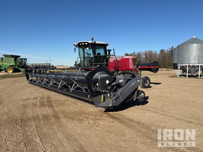 2012 Massey Ferguson Hesston WR9740 36 ft Swather Hileradora