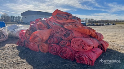 Quantity of 12 Ft x 24 Ft Insulated Tarps Articoli da ferramenta e di consumo