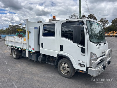 2017 Isuzu NPR 65 190 4x2 Crew Cab S/A Dump Truck