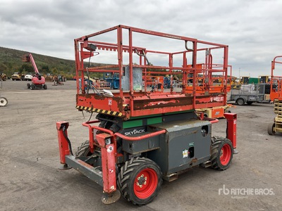 2017 Skyjack SJ6832RT 4x4 Diesel Scissor Lift