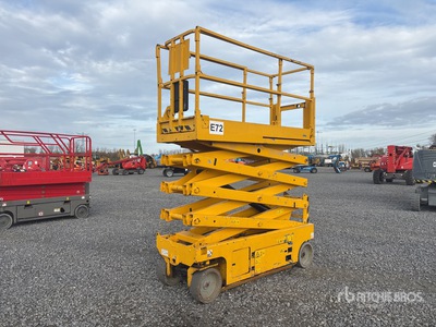 2012 Genie GS-2632 Electric シザーリフト