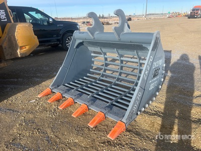 2025 SEC 68 in Q/C Skeleton Excavator Bucket - Fits ZX330 (Unused)