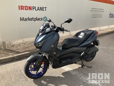 2022 Yamaha X-Max سكوتر