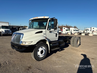 2009 International 4300 SBA 4x2 Cab and Chassis