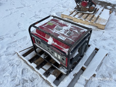 2010 Honda EB6500XC 5.5 kVA 発電機セット (<10 Kw または 12.5 Kva)