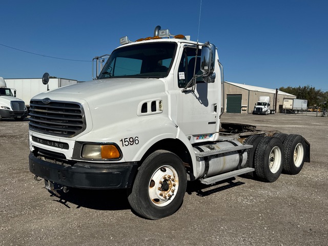 2006 Sterling LT9500 6x4 T/A Day Cab Truck Tractor 2006 Sterling LT9500 6x4 T/A Day Cab Truck Tractor