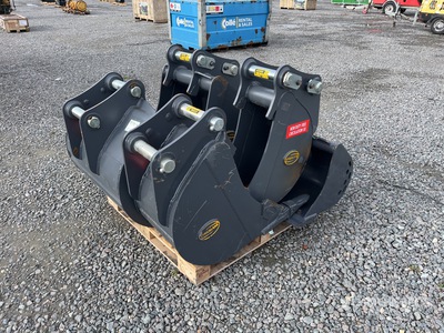 Strickland Excavator Bucket - Fits Hitachi ZX130 (Unused)