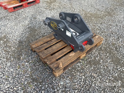 2025 Strickland Excavator Coupler - Fits Hitachi ZX130 (Unused)