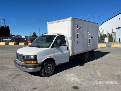 2015 GMC Savana 3500 4x2 Van Truck