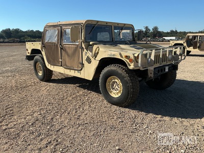 AM General M1097R1 HMMWV 4 Door Soft Top w/Truck Body