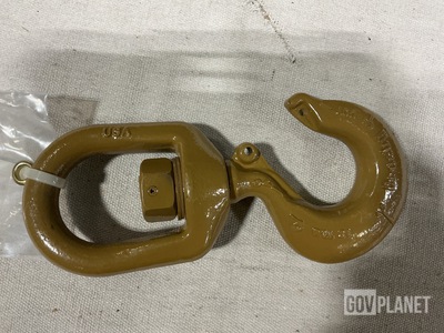 (48) Crosby 1048822 Hoist Hooks