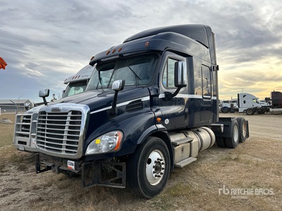 2016 Freightliner Cascadia 113 6x4 T/A Sleeper Truck Tractor (Inoperable)