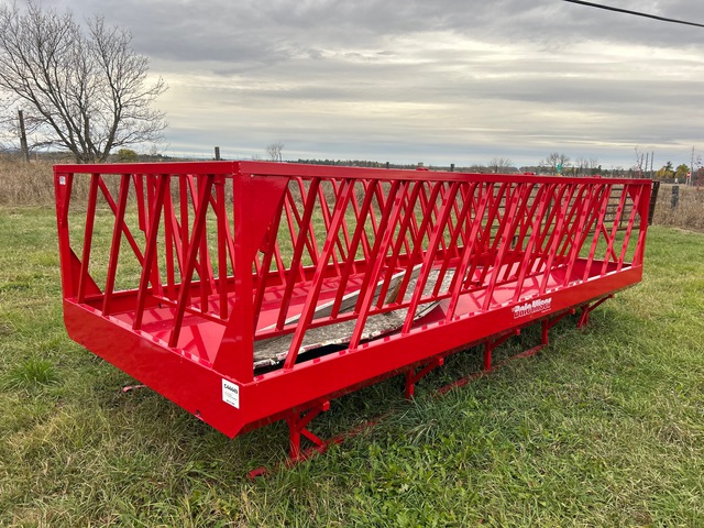 Martins Hay Feeders The Bale Miser 7 ft x 16 ft Livestock Feeder (Unused) Martins Hay Feeders The Bale Miser 7 ft x 16 ft Livestock Feeder (Unused)