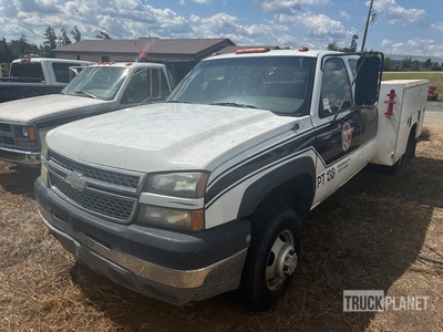 2005 Chevrolet Silverado 3500 4x2 Extended Cab Camion utilitaire (Inoperable)