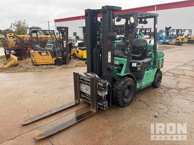 2017 Mitsubishi FG30N 4000 lb Pneumatic Tire Carrelli Elevatori