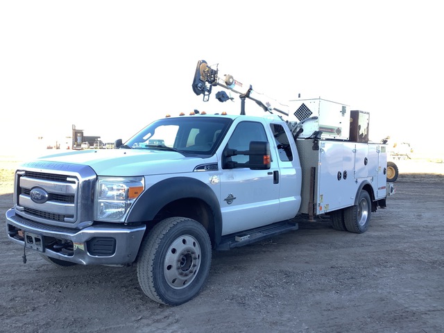 2015 Ford F-550 XLT 4x4 Extended Cab Service Truck
