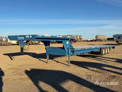 2014 Oasis 36 ft Tri/A Gooseneck Equipment Trailer