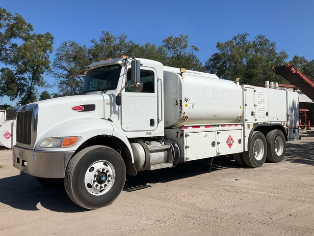 2018 Peterbilt 348 6x4 Fuel and Lube Truck
