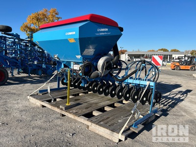 2021 Lemken Solitair 9 /400 13 ft 3-Point Pneumatic Seed Drill (Unused)