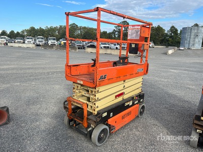 2018 JLG 1932R Electric Scissor Lift