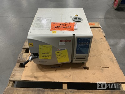 Tuttnauer-Brinkmann 2540E-B/L Surgical Sterilizer